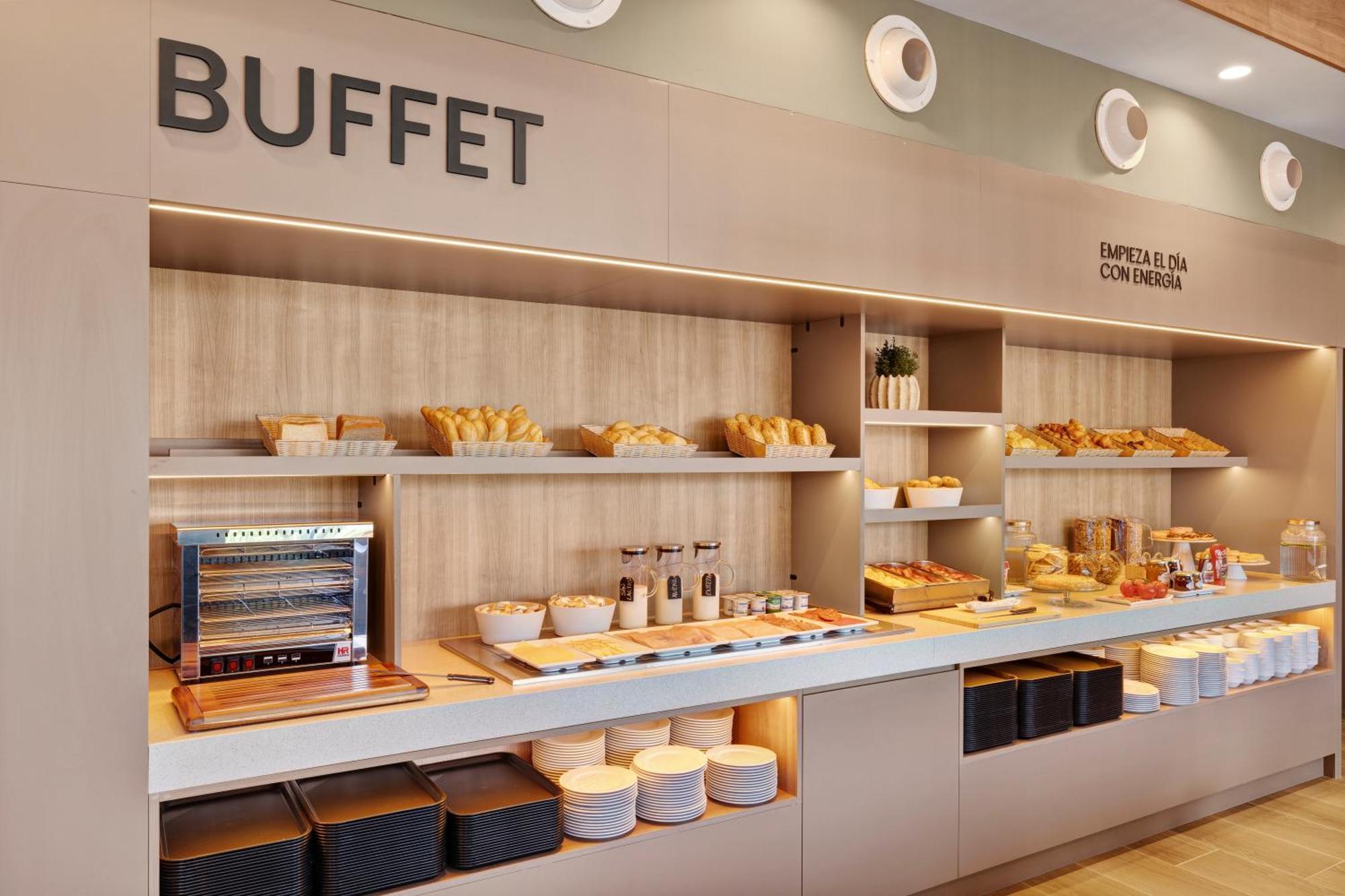 B&B Hotel Madrid Fuenlabrada Retail Park ภายนอก รูปภาพ