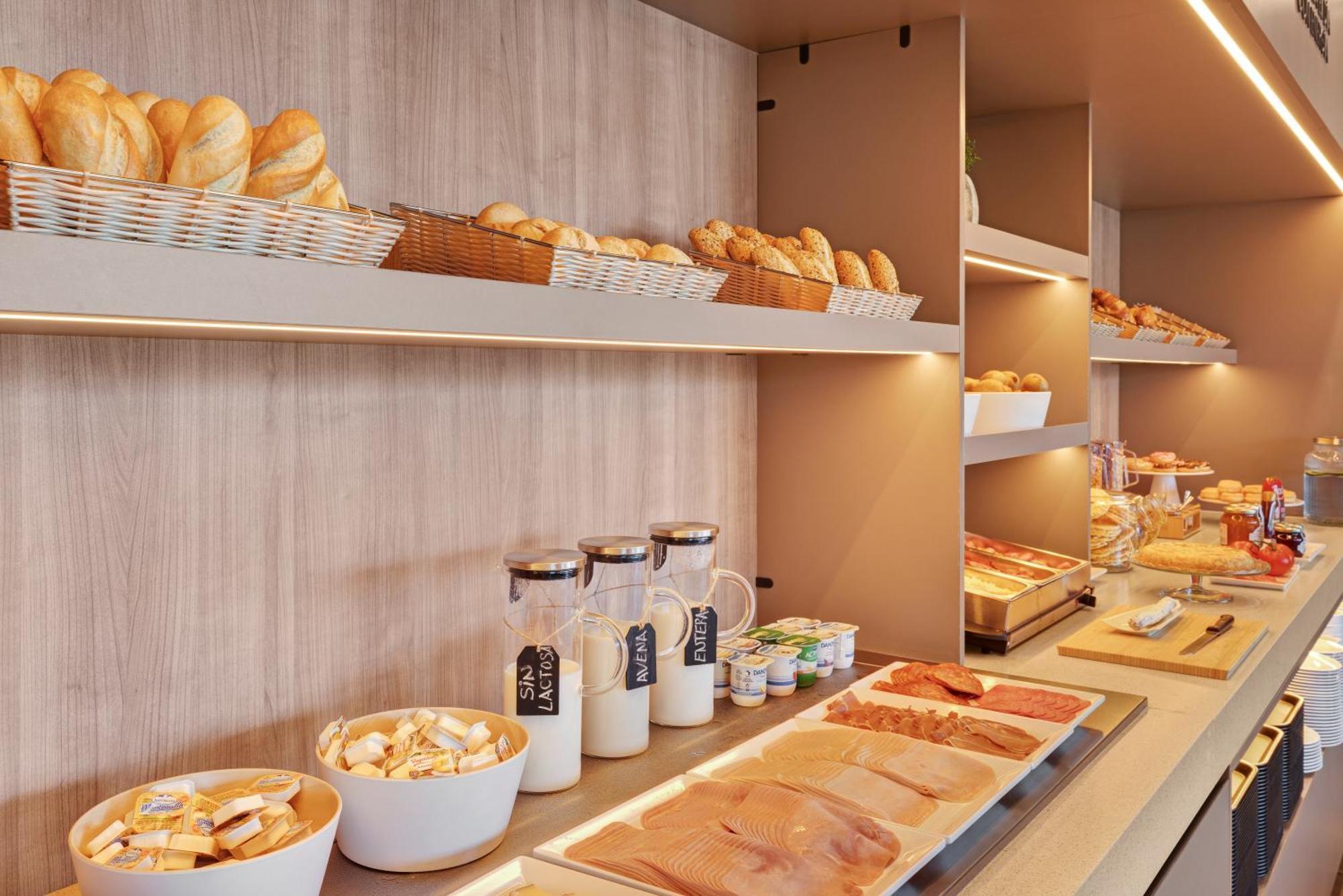 B&B Hotel Madrid Fuenlabrada Retail Park ภายนอก รูปภาพ